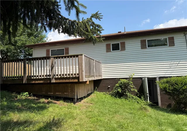 Photo 1 of Single family home for sale at 111 Adams St, Monongahela, PA 15063 | MLS# 1770152 | Listing updated on 2026-09-16