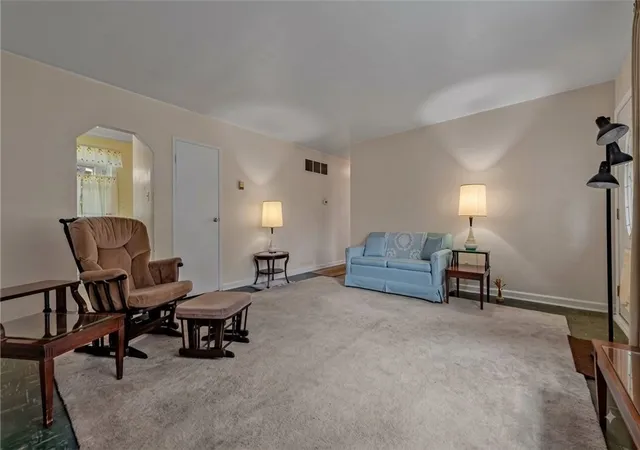 Photo 3 of Sale Pending at 110 Sunset Dr, Monroeville, PA 15146 | MLS# 1770075 | Listing updated on 2026-09-06