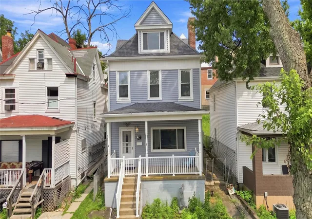 Photo 2 of Sale Pending at 1517 Methyl St, Beechview, PA 15216 | MLS# 1770203 | Listing updated on 2026-09-09