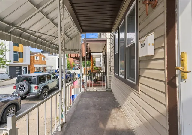 Photo 3 of Single family home for sale at 5308 Holmes St, Lawrenceville, PA 15201 | MLS# 1770187 | Listing updated on 2026-10-13