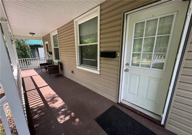 Photo 4 of House for sale at 212-214; 214r Clarion St, Westmont Hilltop School District, PA 15905 | MLS# 1770103 | Listing updated on 2026-09-09