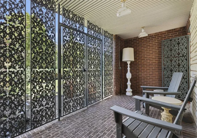 Photo 3 of Sale Pending at 9687 Babcock Blvd, Mc Candless, PA 15101 | MLS# 1770201 | Listing updated on 2026-10-09