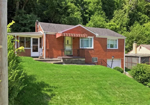 Photo 2 of Single family home for sale at 522 Naysmith Rd, N Versailles, PA 15137 | MLS# 1770315 | Listing updated on 2026-10-03