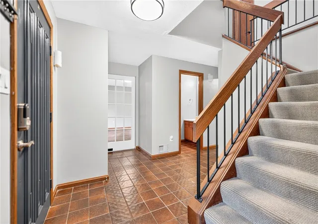 Photo 2 of Single family home for sale at 267 Kinvara Dr, Ross Twp, PA 15237 | MLS# 1770191 | Listing updated on 2026-10-21