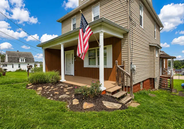 Photo 3 of Sale Pending at 309 Madison Ave, Sewickley Twp, PA 15637 | MLS# 1770351 | Listing updated on 2026-10-01