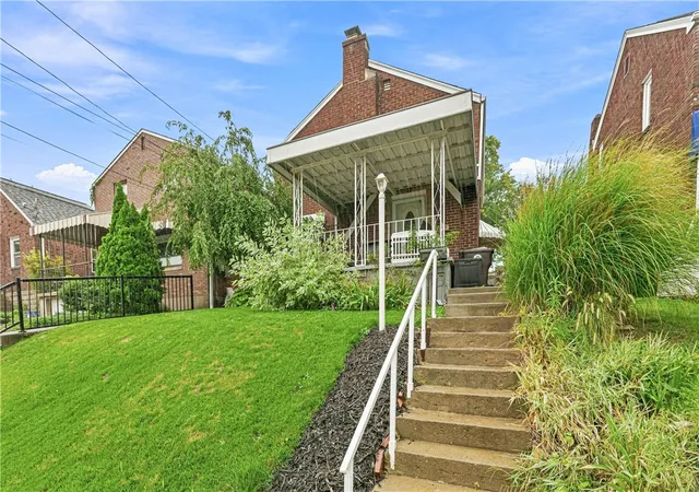 Photo 2 of Single family home for sale at 3045 Hazelhurst Ave, Baldwin Boro, PA 15227 | MLS# 1770129 | Listing updated on 2026-09-12