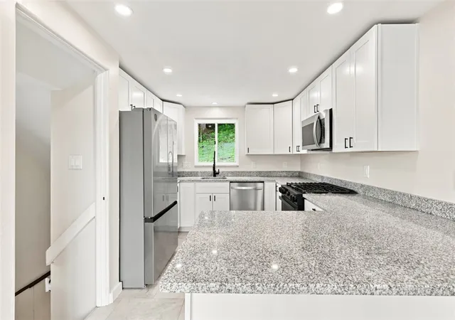 Photo 2 of Single family home for sale at 13 Cypress Dr, Carnegie, PA 15106 | MLS# 1770326 | Listing updated on 2026-09-03