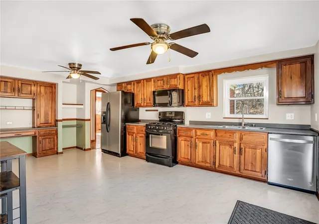 Photo 4 of Single family home for sale at 210 Linden Ave, O'hara, PA 15238 | MLS# 1770385 | Listing updated on 2026-09-11