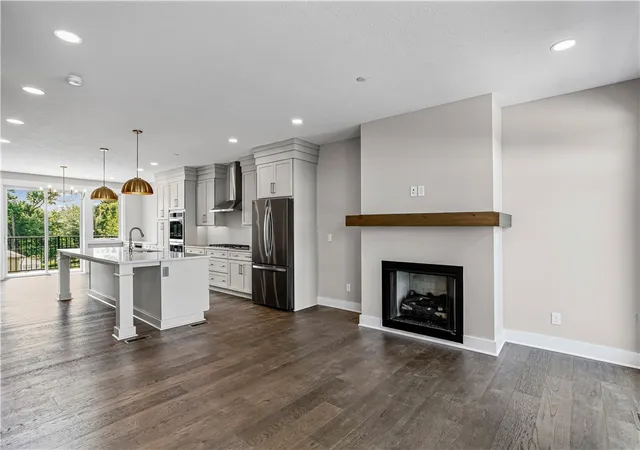 Photo 2 of Townhouse for sale at 1607 Grandview Ave, Mt Washington, PA 15211 | MLS# 1770374 | Listing updated on 2026-09-10