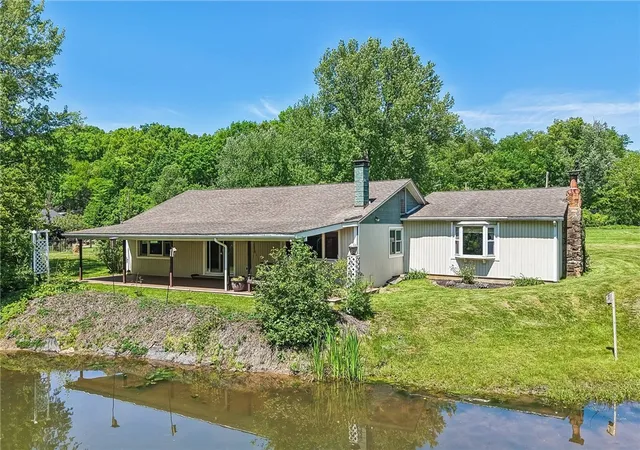 Photo 2 of Single family home for sale at 120 Lakeview, Franklin Twp, PA 16123 | MLS# 1770478 | Listing updated on 2026-09-02