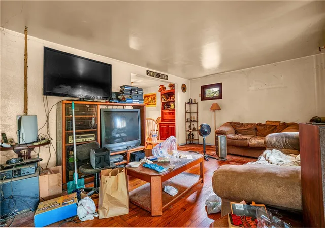 Photo 4 of Single family home for sale at 117 Colonial Village Dr, Penn Hills, PA 15235 | MLS# 1770486 | Listing updated on 2026-09-10