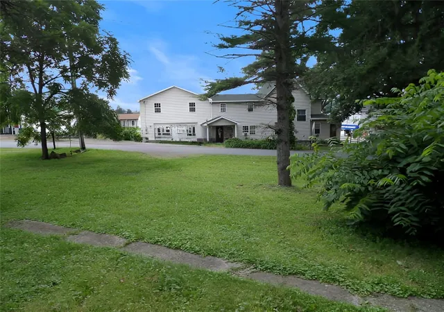 Photo 3 of Single family home for sale at 428 Stoystown Rd, Somerset Twp, PA 15501 | MLS# 1770495 | Listing updated on 2026-09-11
