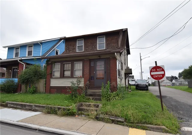 Single family home for sale at 418 Virginia Ave, Rochester, PA 15074 | MLS# 1770429