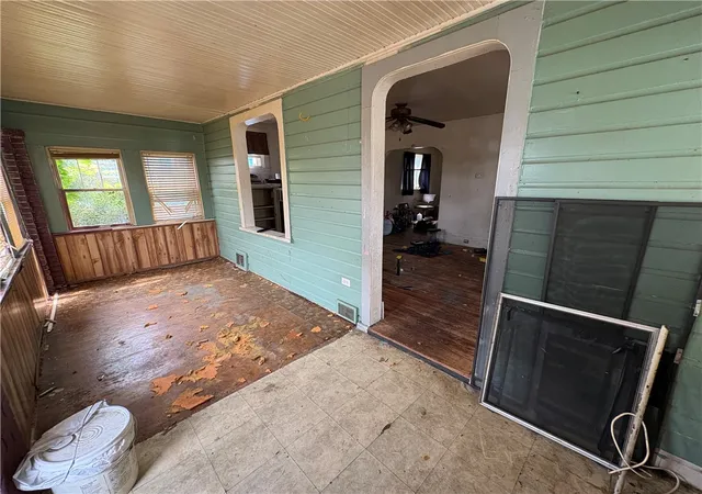 Photo 3 of Single family home for sale at 418 Virginia Ave, Rochester, PA 15074 | MLS# 1770429 | Listing updated on 2026-09-08