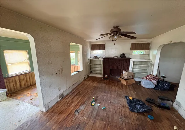 Photo 4 of Single family home for sale at 418 Virginia Ave, Rochester, PA 15074 | MLS# 1770429 | Listing updated on 2026-09-08
