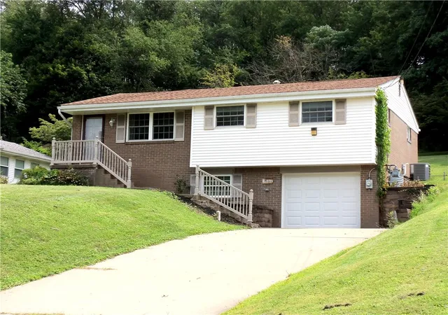 Photo 2 of Single family home for sale at 250 Waynesburg Rd, Amwell, PA 15301 | MLS# 1770151 | Listing updated on 2026-09-14