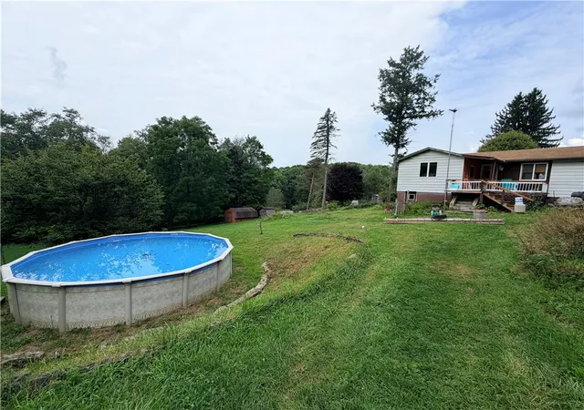 Photo 4 of Single family home for sale at 415 Sandy Holw Rd, Rimersburg, PA 16248 | MLS# 1770508 | Listing updated on 2026-10-02