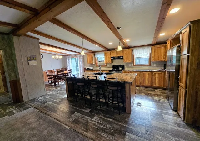 Photo 4 of Sale Pending at 719 Bend Rd, Lackawannock Twp, PA 16142 | MLS# 1770170 | Listing updated on 2026-09-25