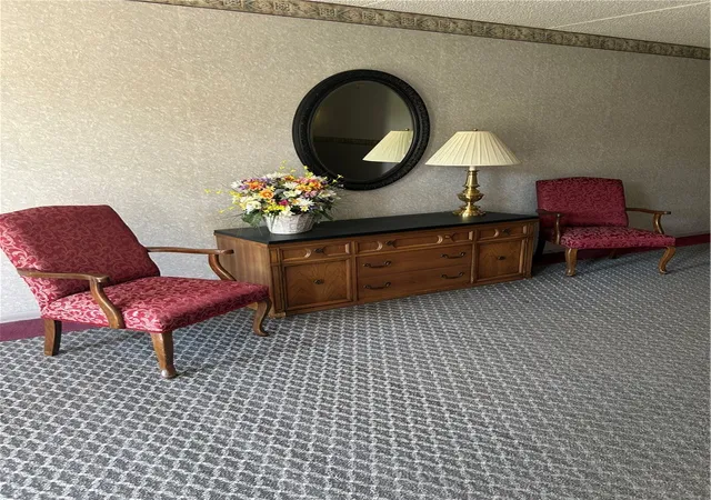 Listing Photo 2 - Condo for sale in building located at 2160 Greentree Rd, Pittsburgh, PA 15220 - Unit #400W