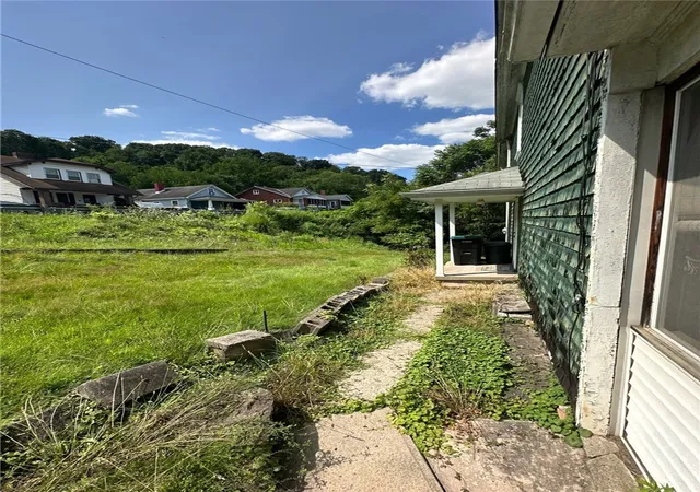 Photo 2 of Single family home for sale at 156 Dewey St, Etna, PA 15223 | MLS# 1770562 | Listing updated on 2026-09-09
