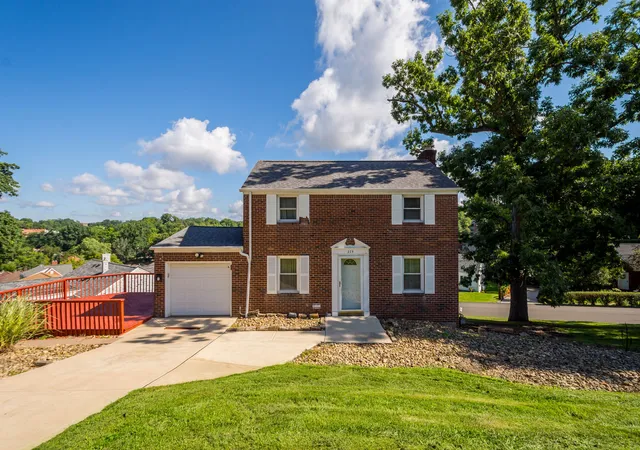 Photo 2 of Single family home for sale at 225 Cambridge Rd, Bethel Park, PA 15102 | MLS# 1770633 | Listing updated on 2026-09-10