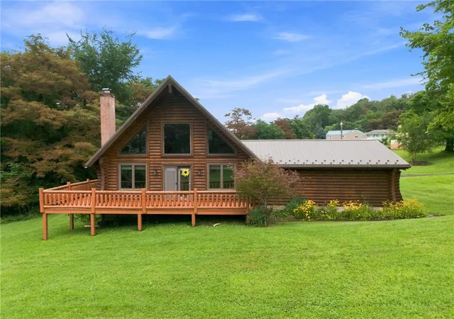 Photo 1 of Single family home for sale at 1233 Claridge Elliot, Penn Twp, PA 15644 | MLS# 1770613 | Listing updated on 2026-09-17