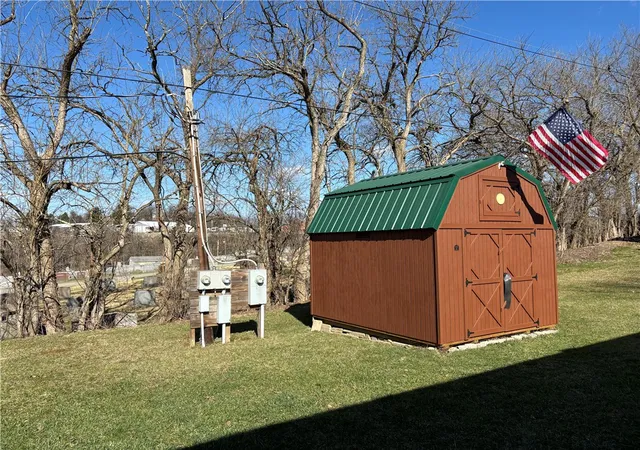 Photo 3 of Manufactured home for sale at 146 Cardinal Dr, Hempfield Twp, PA 15644 | MLS# 1770342 | Listing updated on 2026-09-04