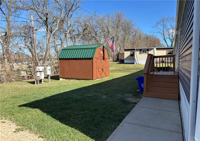 Photo 3 of Manufactured home for sale at 146 Cardinal Dr, Hempfield Twp, PA 15644 | MLS# 1770342 | Listing updated on 2026-09-04