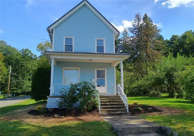 Photo 1 of Single family home for sale at 501 West 5th Ave, Derry Boro, PA 15627 | MLS# 1770476 | Listing updated on 2026-09-12