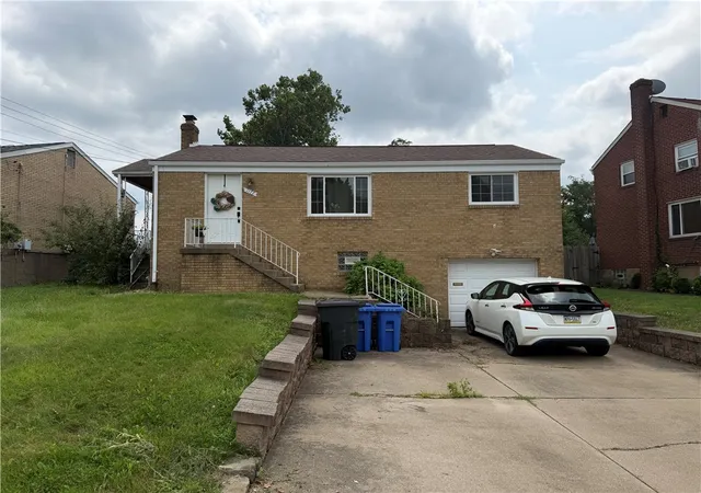 Photo 1 of Single family home for sale at 1177 Cascade Dr, Homestead, PA 15120 | MLS# 1770178 | Listing updated on 2026-09-12