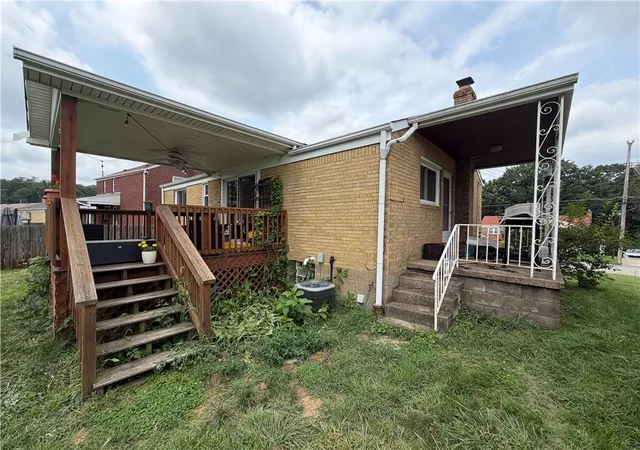Photo 3 of Single family home for sale at 1177 Cascade Dr, Homestead, PA 15120 | MLS# 1770178 | Listing updated on 2026-09-12