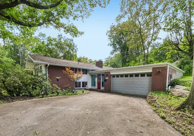 Photo 1 of Single family home for sale at 2301 Marbury Rd, Churchill Boro, PA 15221 | MLS# 1770653 | Listing updated on 2026-10-01