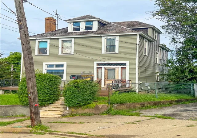 Photo 2 of Single family home for sale at 408 Oneida St, Rostraver, PA 15062 | MLS# 1770554 | Listing updated on 2026-09-10