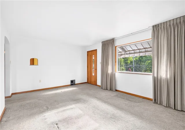 Photo 4 of Single family home for sale at 210 Dicio St, North Strabane, PA 15317 | MLS# 1770244 | Listing updated on 2026-09-15