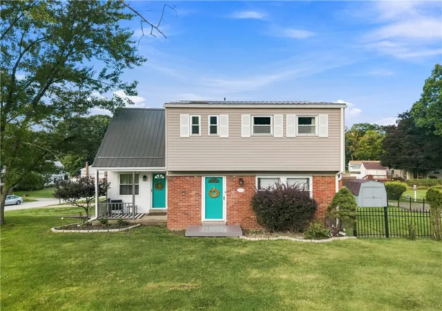 Photo 1 of Single family home for sale at 1521 Fernledge, Shaler, PA 15101 | MLS# 1770090 | Listing updated on 2026-09-14