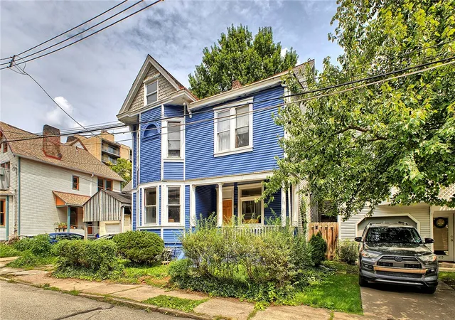 Photo 2 of Single family home for sale at 411 Noble St, Shadyside, PA 15232 | MLS# 1770346 | Listing updated on 2026-09-11