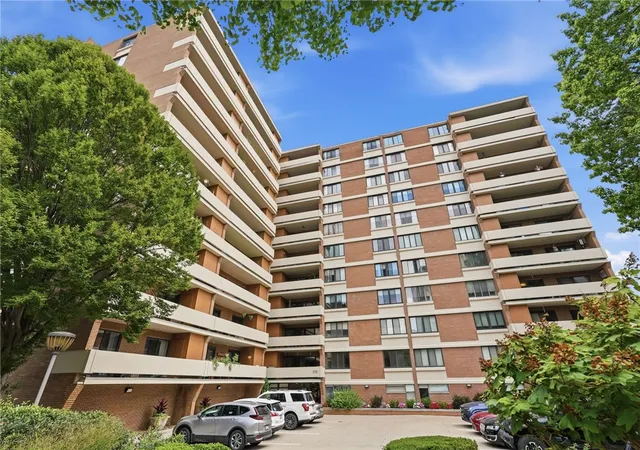 Condo for sale at 220 N Dithridge #306, Oakland, PA 15213 | MLS# 1770439