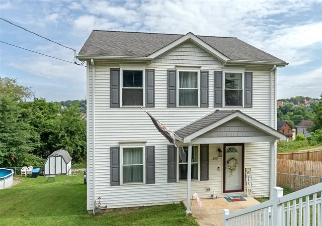 Photo 1 of Single family home for sale at 309 Chestnut St, Jeannette, PA 15644 | MLS# 1770711 | Listing updated on 2026-10-06