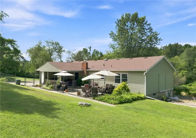 Photo 2 of Single family home for sale at 142 Willow Rd, Hopewell, PA 15312 | MLS# 1770725 | Listing updated on 2026-09-14