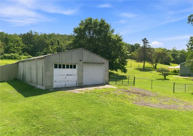 Photo 3 of Single family home for sale at 142 Willow Rd, Hopewell, PA 15312 | MLS# 1770725 | Listing updated on 2026-09-14