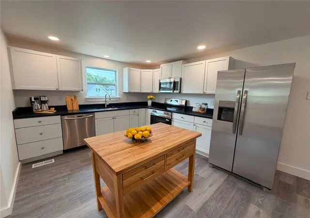 Photo 3 of Single family home for sale at 31 E Hallam Ave, City Of Washington, PA 15301 | MLS# 1770622 | Listing updated on 2026-09-13