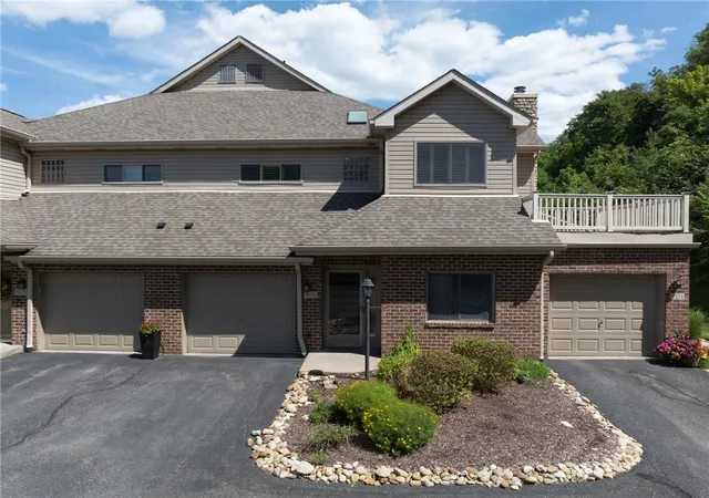 Photo 1 of Condo for sale at 9208 Sundance Dr, South Fayette, PA 15017 | MLS# 1770492 | Listing updated on 2026-10-18