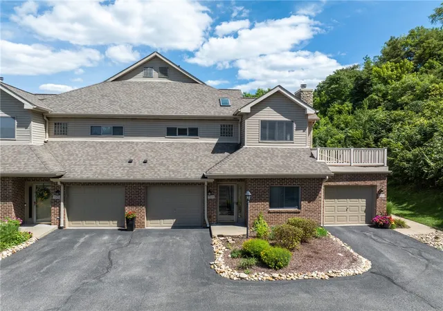 Photo 2 of Condo for sale at 9208 Sundance Dr, South Fayette, PA 15017 | MLS# 1770492 | Listing updated on 2026-09-19