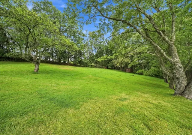 Photo 3 of Single family home for sale at 11 Reichold Rd, Mc Candless, PA 15090 | MLS# 1770723 | Listing updated on 2026-09-04
