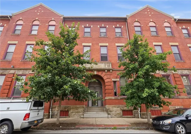 Photo 3 of Condo for sale at 130 S 22nd Street #1C, South Side, PA 15203 | MLS# 1770732 | Listing updated on 2026-09-10
