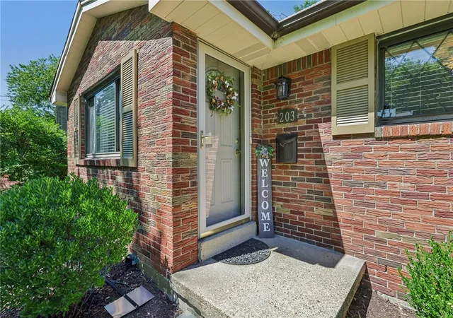 Photo 2 of Single family home for sale at 203 Graeser Ave, Bethel Park, PA 15102 | MLS# 1770698 | Listing updated on 2026-09-13