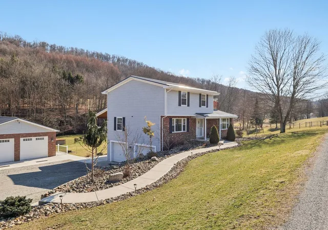 Photo 2 of Single family home for sale at 1764 Craft Crk Rd, Morris Twp, PA 15329 | MLS# 1770828 | Listing updated on 2026-09-16
