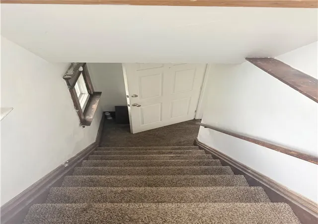 Listing Photo 3 - Condo for sale in building located at 1214 E Washington St, New Castle, PA 16101