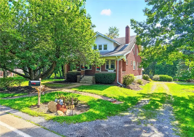 Single family home for sale at 1818 Middle Rd, Indiana Twp, PA 15116 | MLS# 1770832