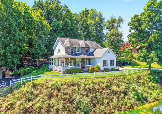 Photo 2 of Single family home for sale at 135 Hall Rd, Center Twp, PA 15001 | MLS# 1770378 | Listing updated on 2026-09-13